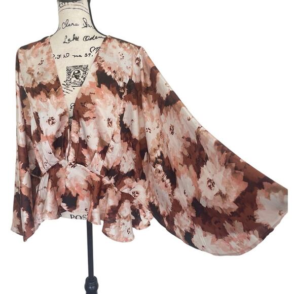 NY & Co. BLOUSE BATWING SLEEVES BROWN CREAM SZ XXL V NECK RUFFLE AESTHETIC CORE - Picture 6 of 16